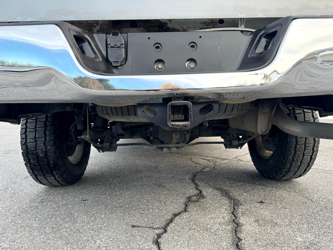 RAM 1500 SLT 4x4 Quad Cab 6'4" Box 2017