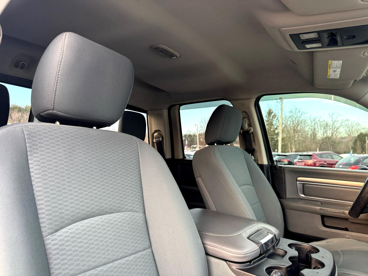 RAM 1500 SLT 4x4 Quad Cab 6'4" Box 2017