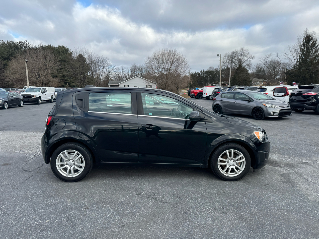 Chevrolet Sonic 5dr HB Auto LT 2016