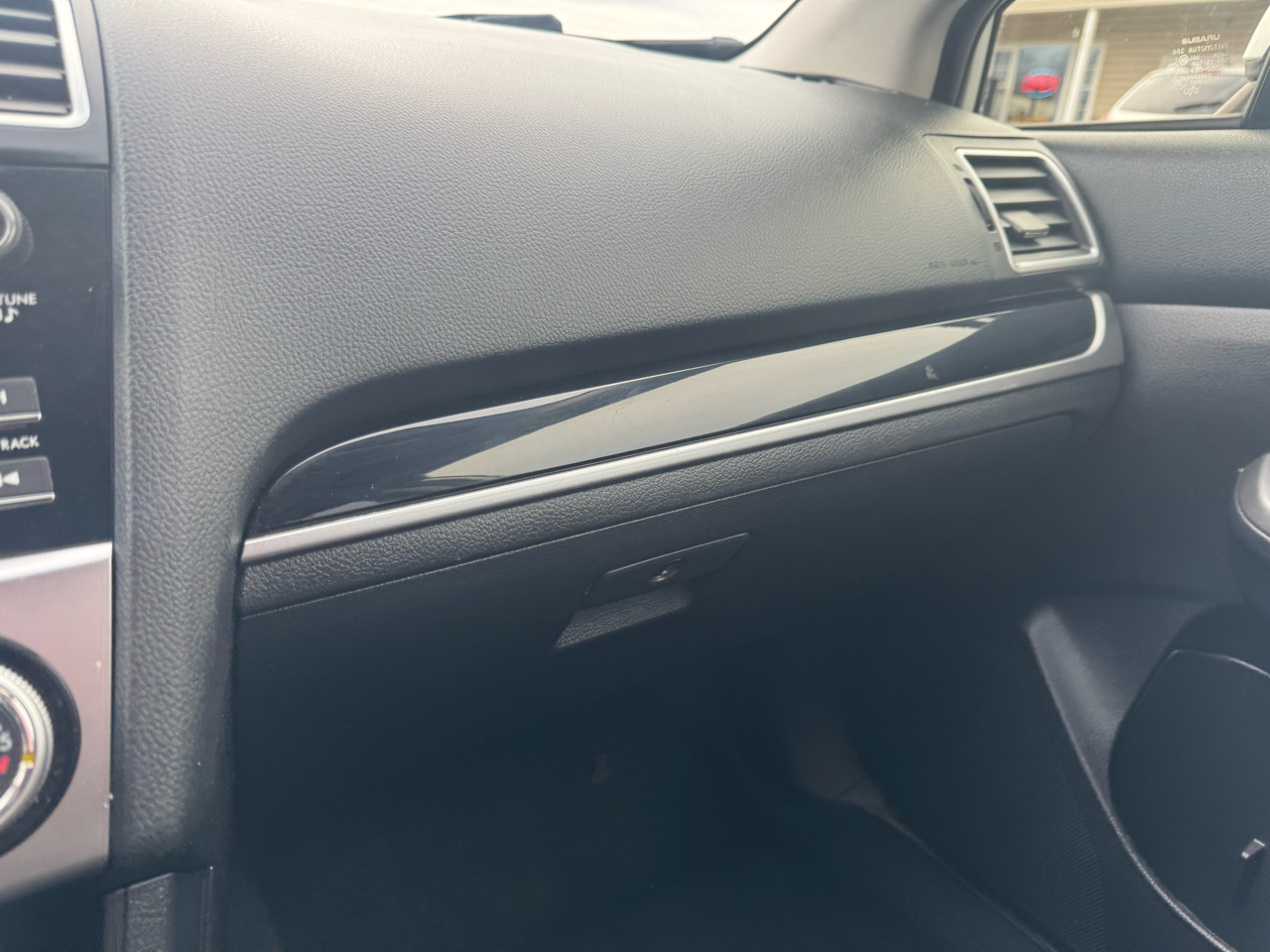 Subaru Crosstrek 5dr CVT 2.0i Limited 2016