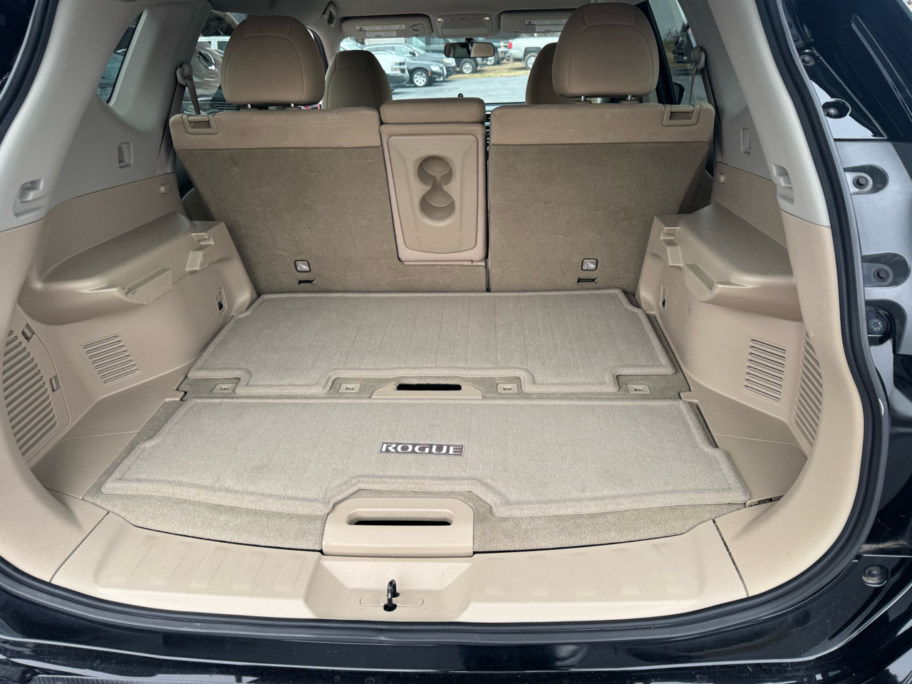 Nissan Rogue FWD 4dr SV 2015