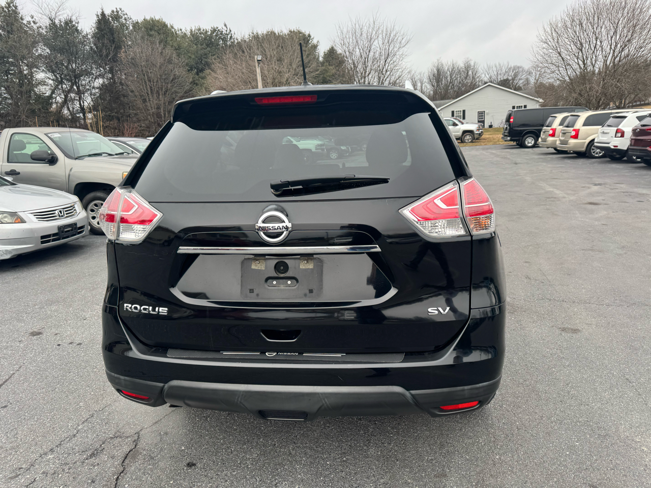 Nissan Rogue FWD 4dr SV 2015