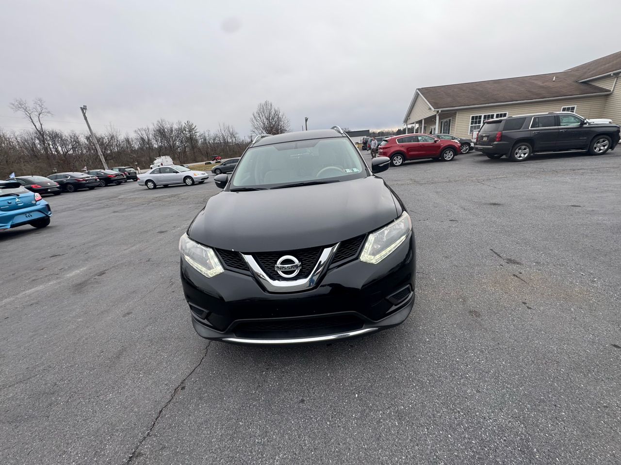 Nissan Rogue FWD 4dr SV 2015