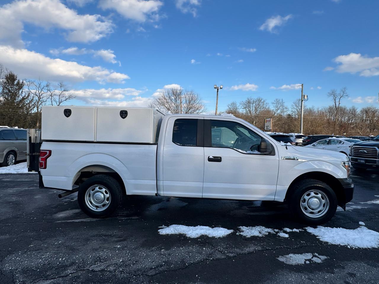 Ford F-150 XL 2WD SuperCab 8' Box 2018