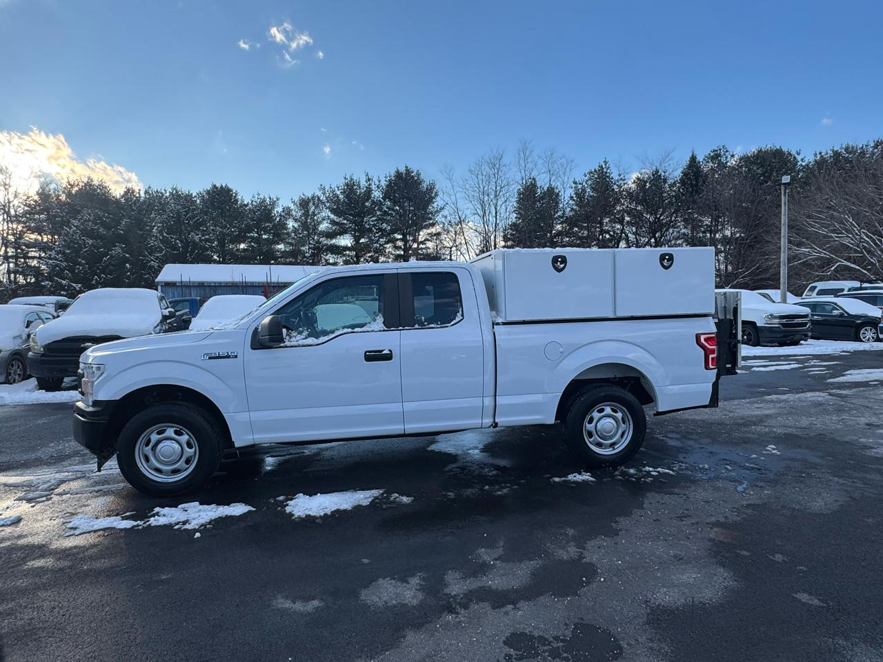 Ford F-150 XL 2WD SuperCab 8' Box 2018