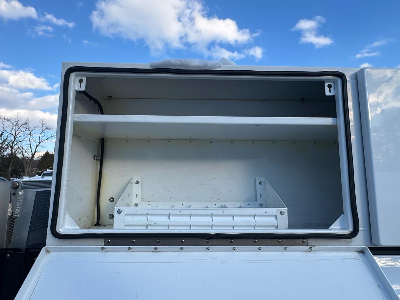 Ford F-150 XL 2WD SuperCab 8' Box 2018