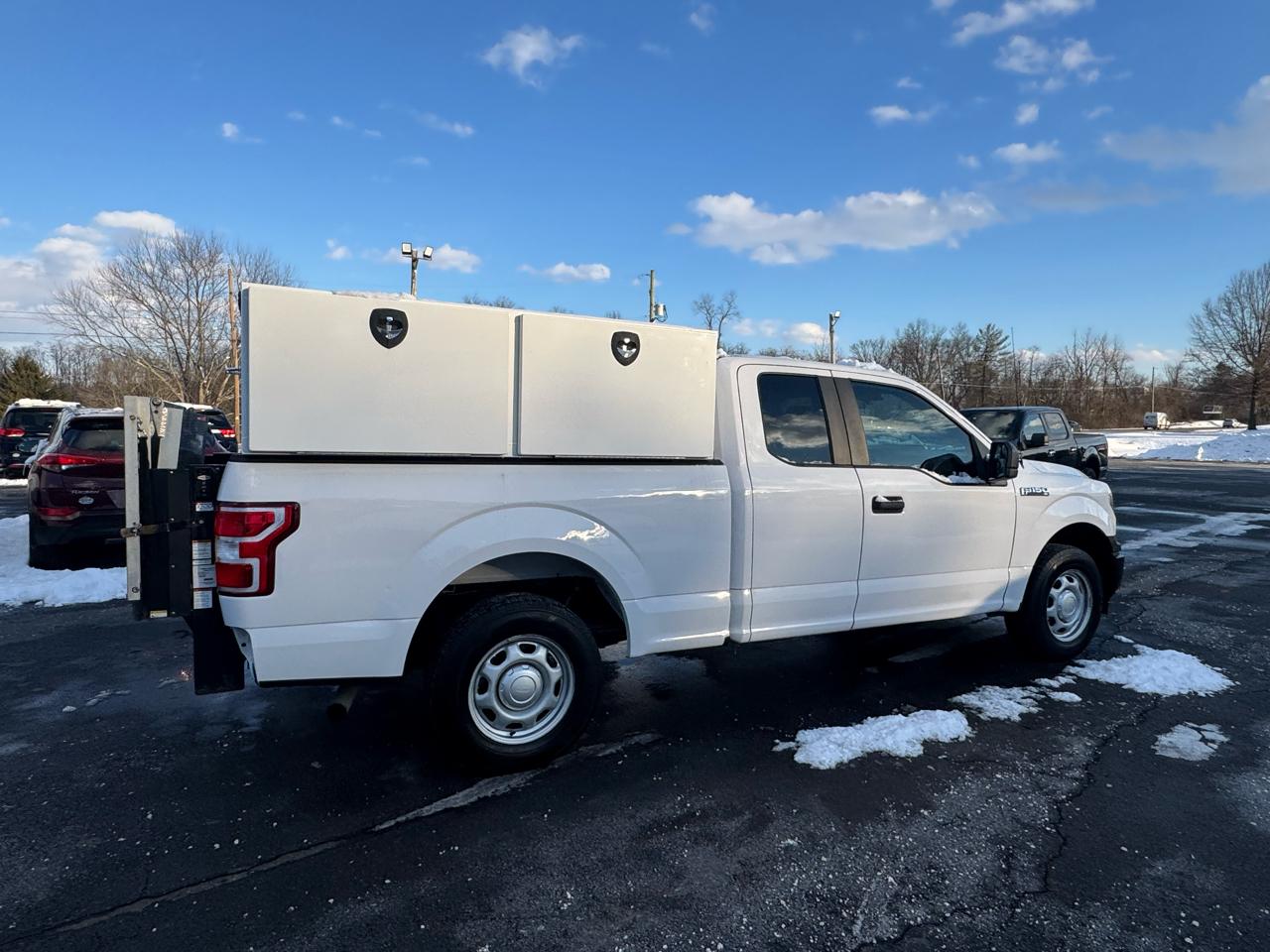 Ford F-150 XL 2WD SuperCab 8' Box 2018