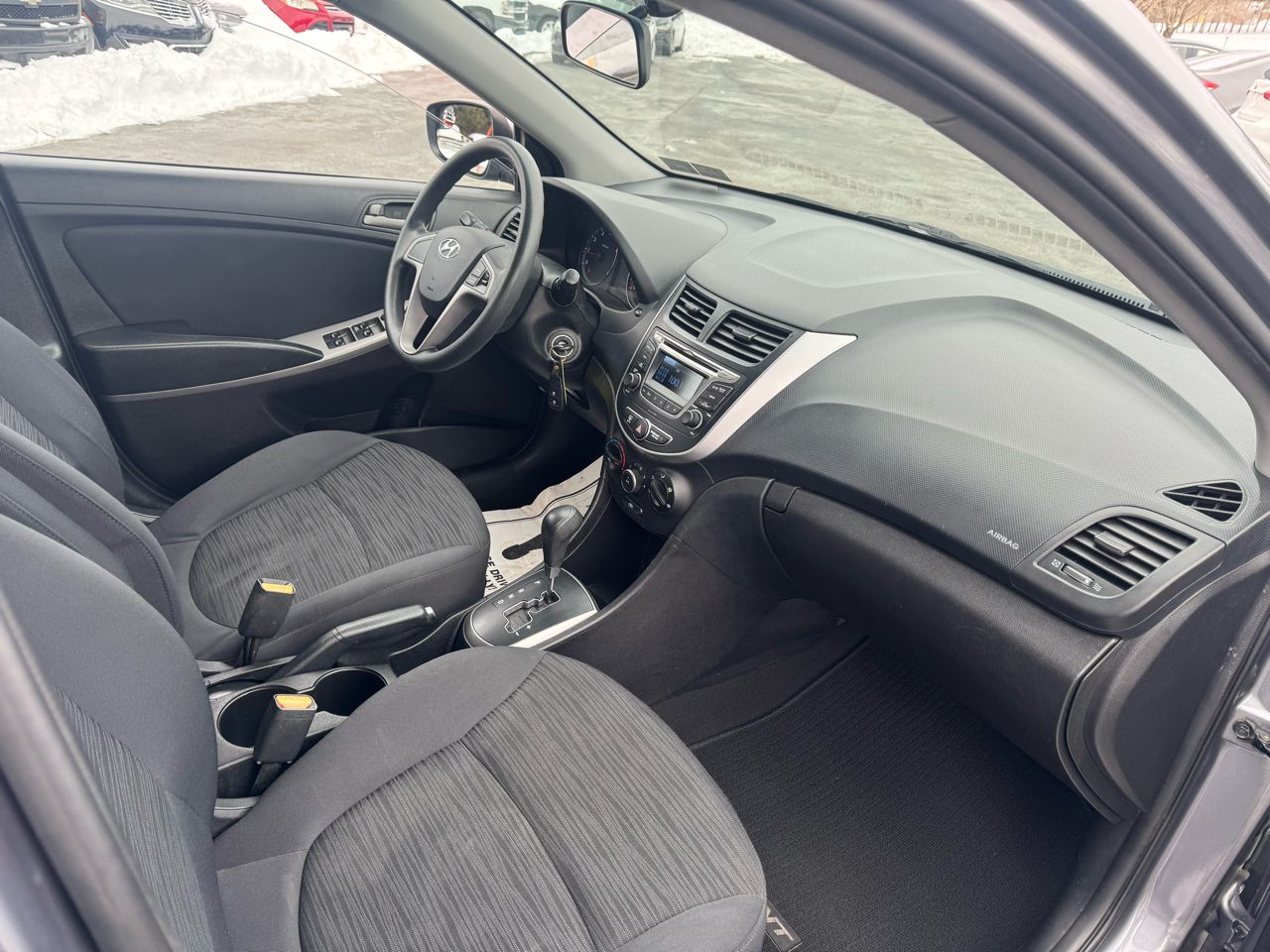 Hyundai Accent 5dr HB Auto GS 2015