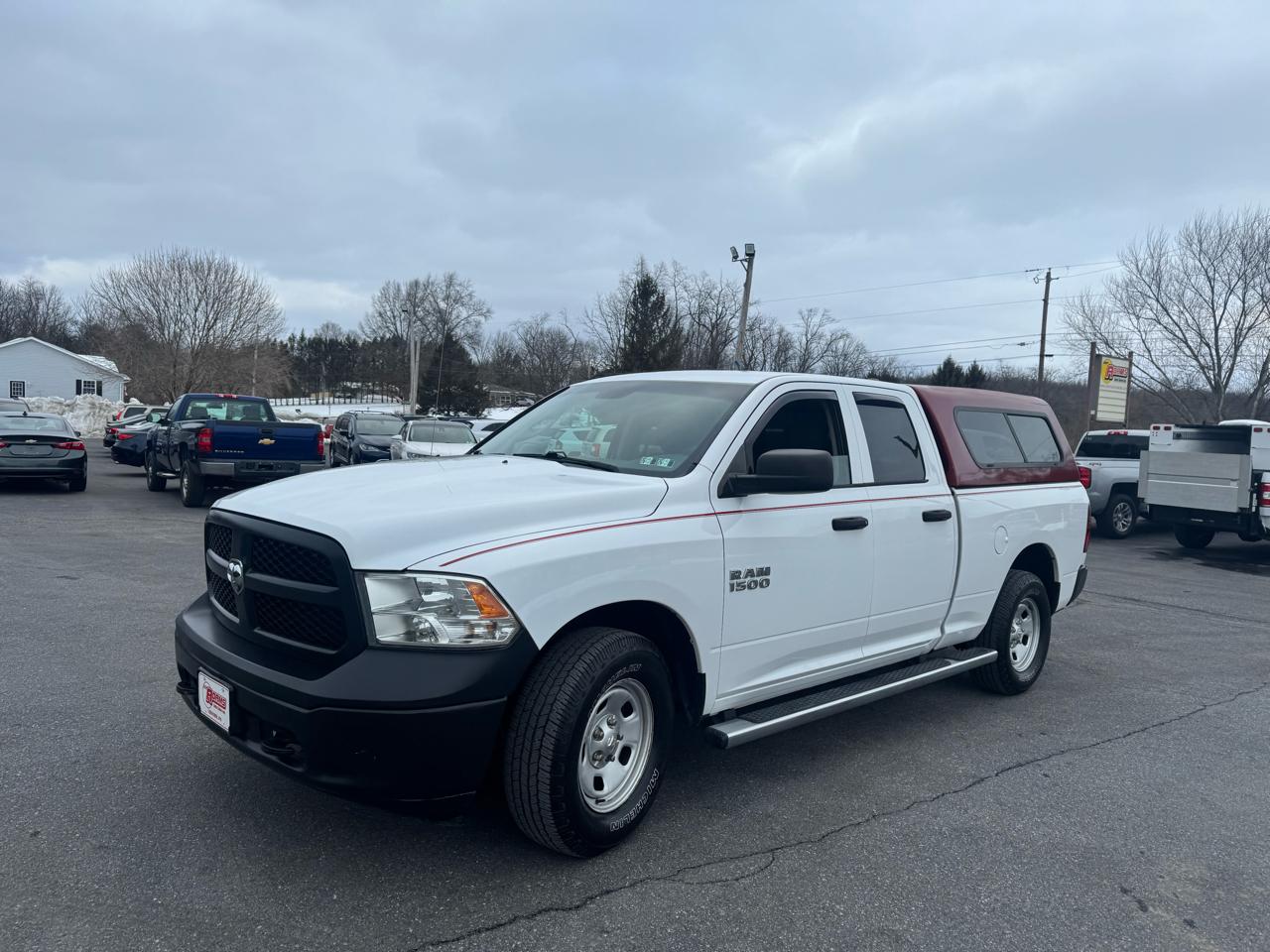 RAM 1500 4WD Quad Cab 140.5" Tradesman 2016