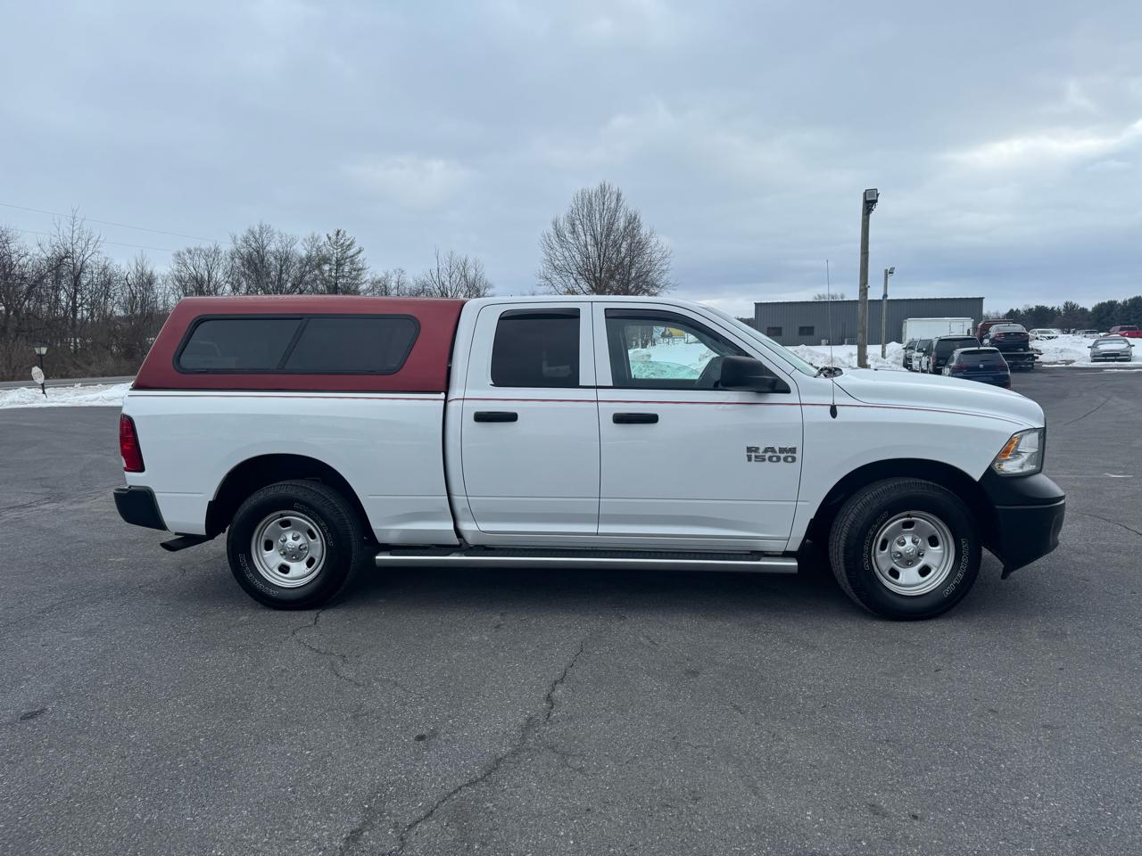 RAM 1500 4WD Quad Cab 140.5" Tradesman 2016
