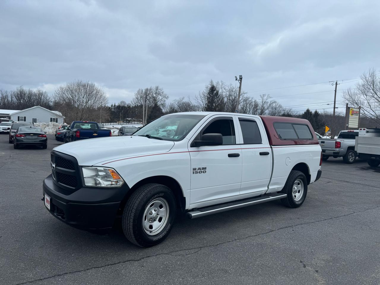RAM 1500 4WD Quad Cab 140.5" Tradesman 2016