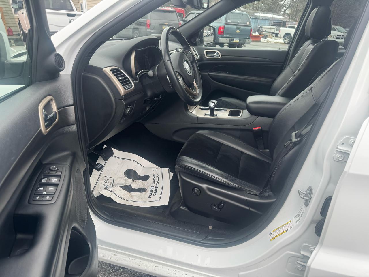 Jeep Grand Cherokee 4WD 4dr Altitude 2015