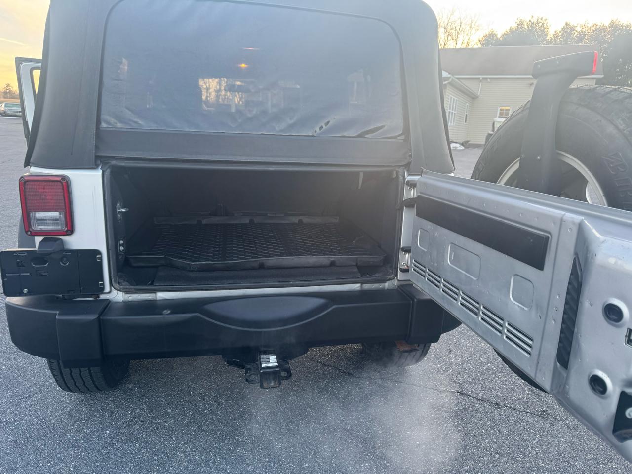 Jeep Wrangler 4WD 4dr Unlimited X 2008