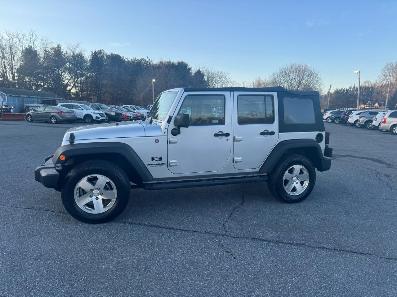 Jeep Wrangler 4WD 4dr Unlimited X 2008
