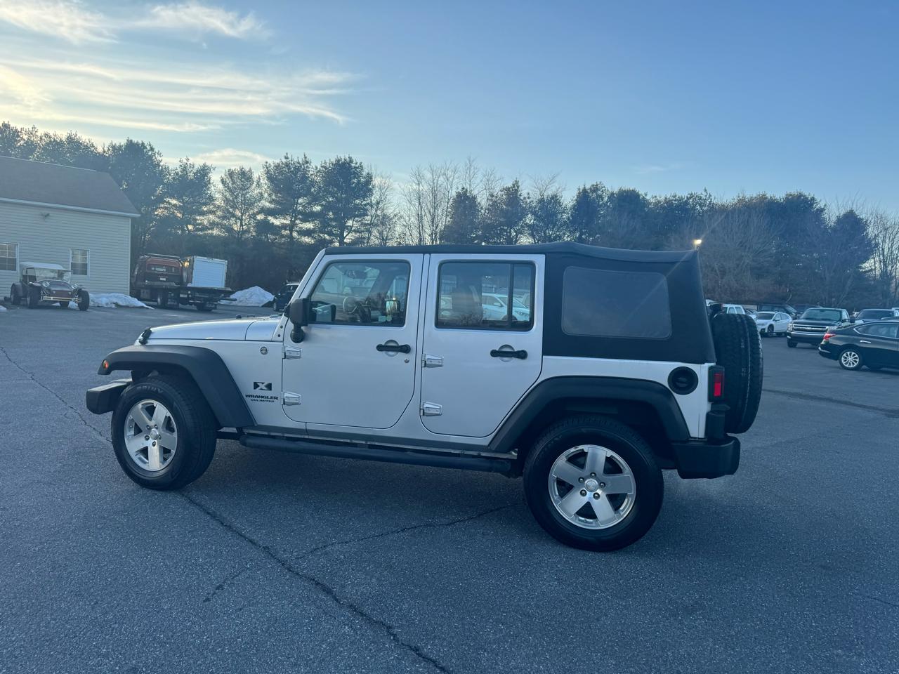 Jeep Wrangler 4WD 4dr Unlimited X 2008