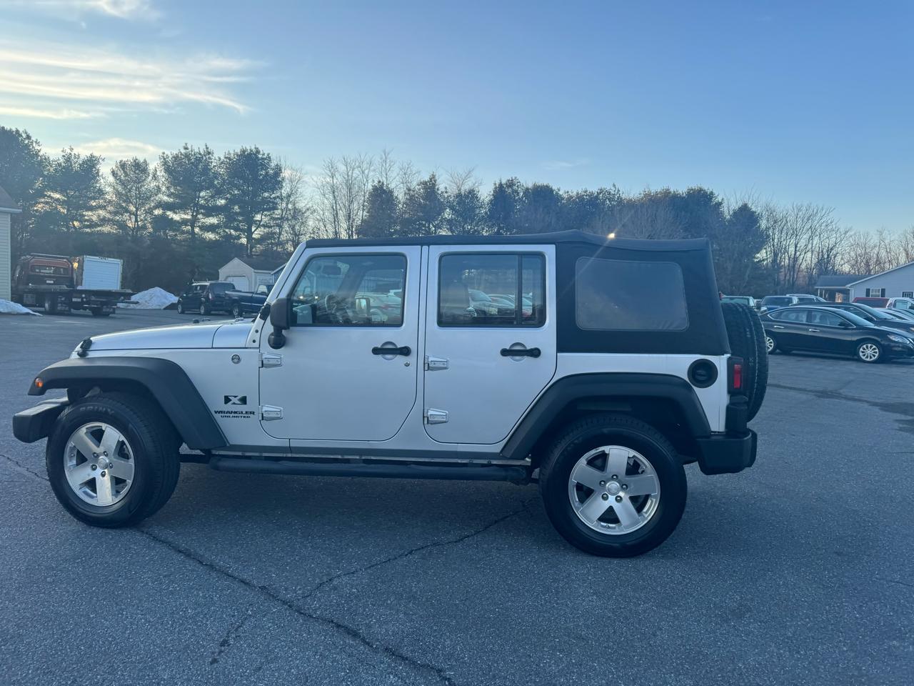 Jeep Wrangler 4WD 4dr Unlimited X 2008
