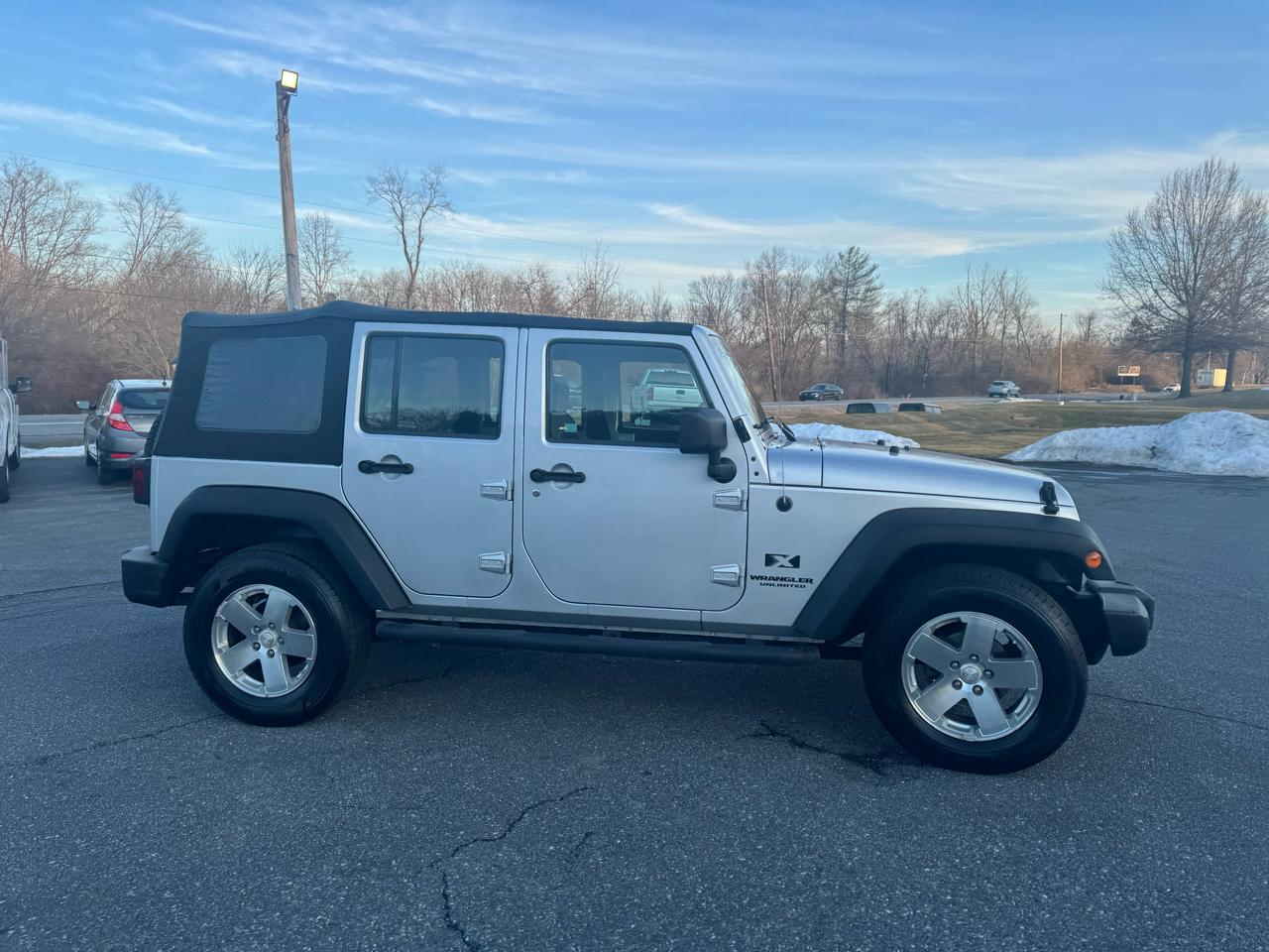 Jeep Wrangler 4WD 4dr Unlimited X 2008