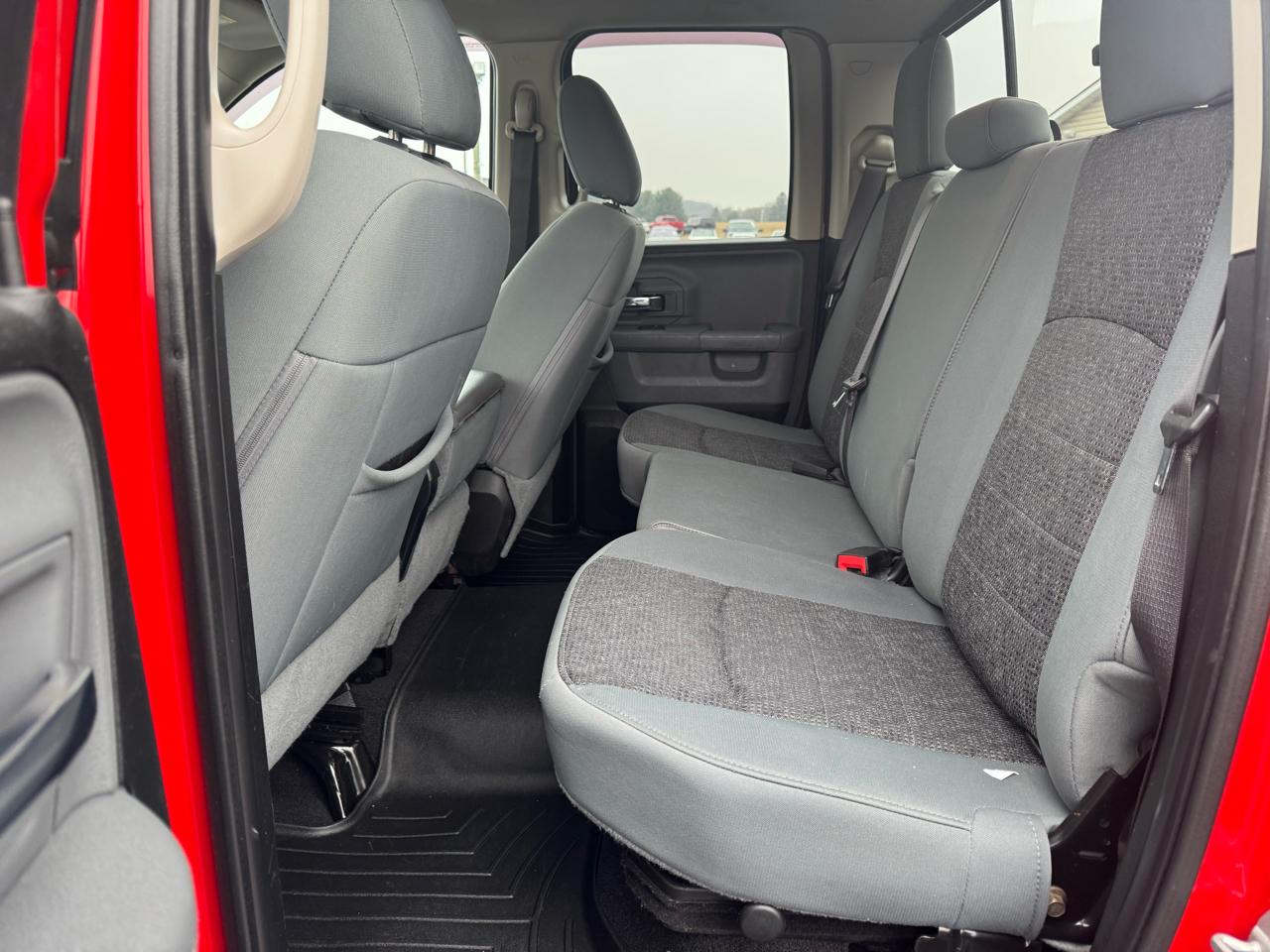 RAM 1500 Classic Warlock 4x4 Quad Cab 6'4" Box 2019