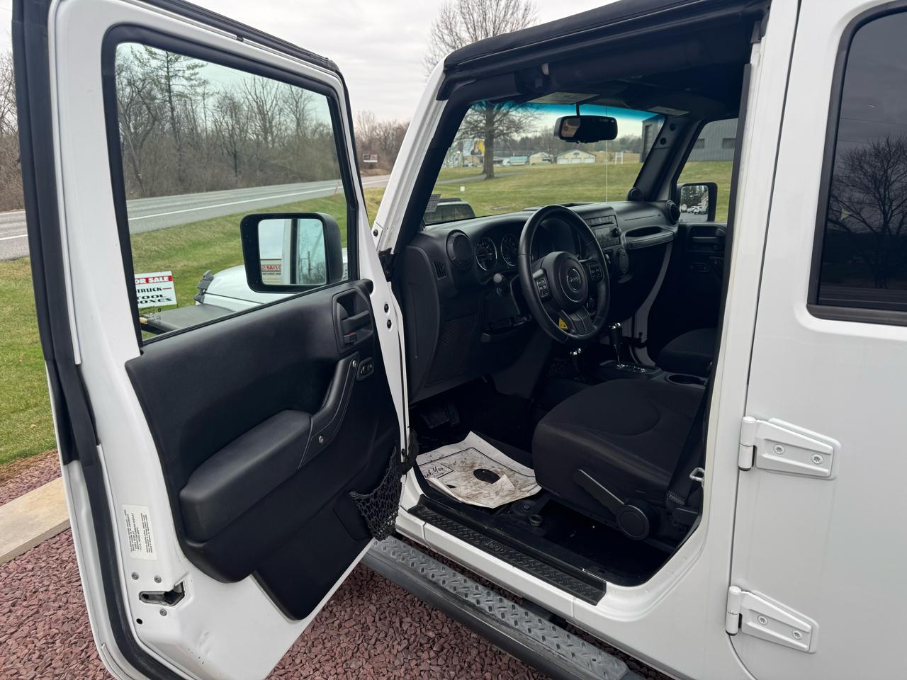 Jeep Wrangler Unlimited 4WD 4dr Sport 2014