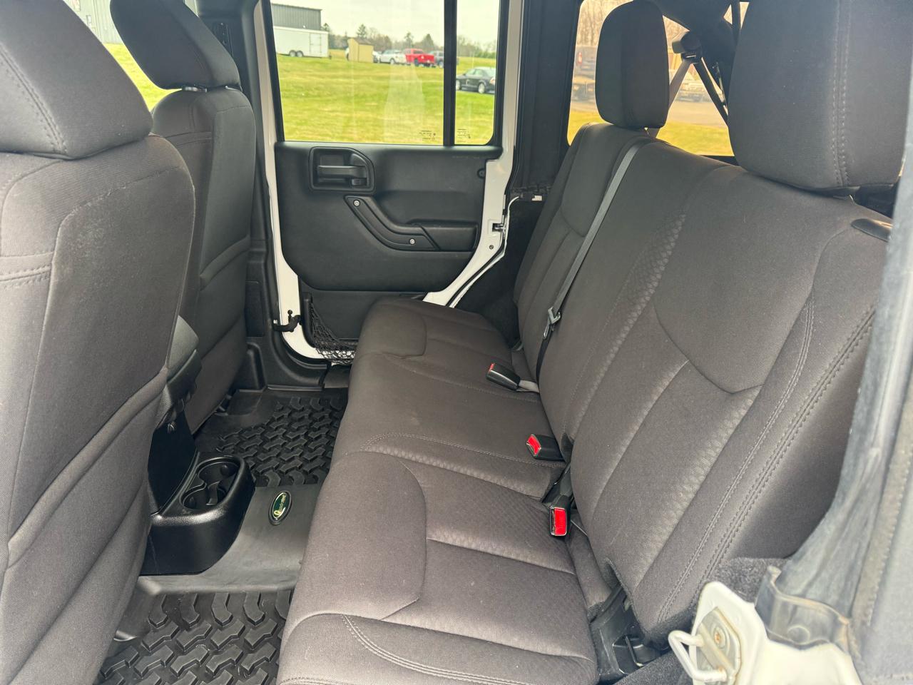 Jeep Wrangler Unlimited 4WD 4dr Sport 2014