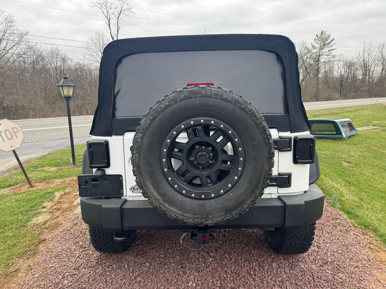 Jeep Wrangler Unlimited 4WD 4dr Sport 2014