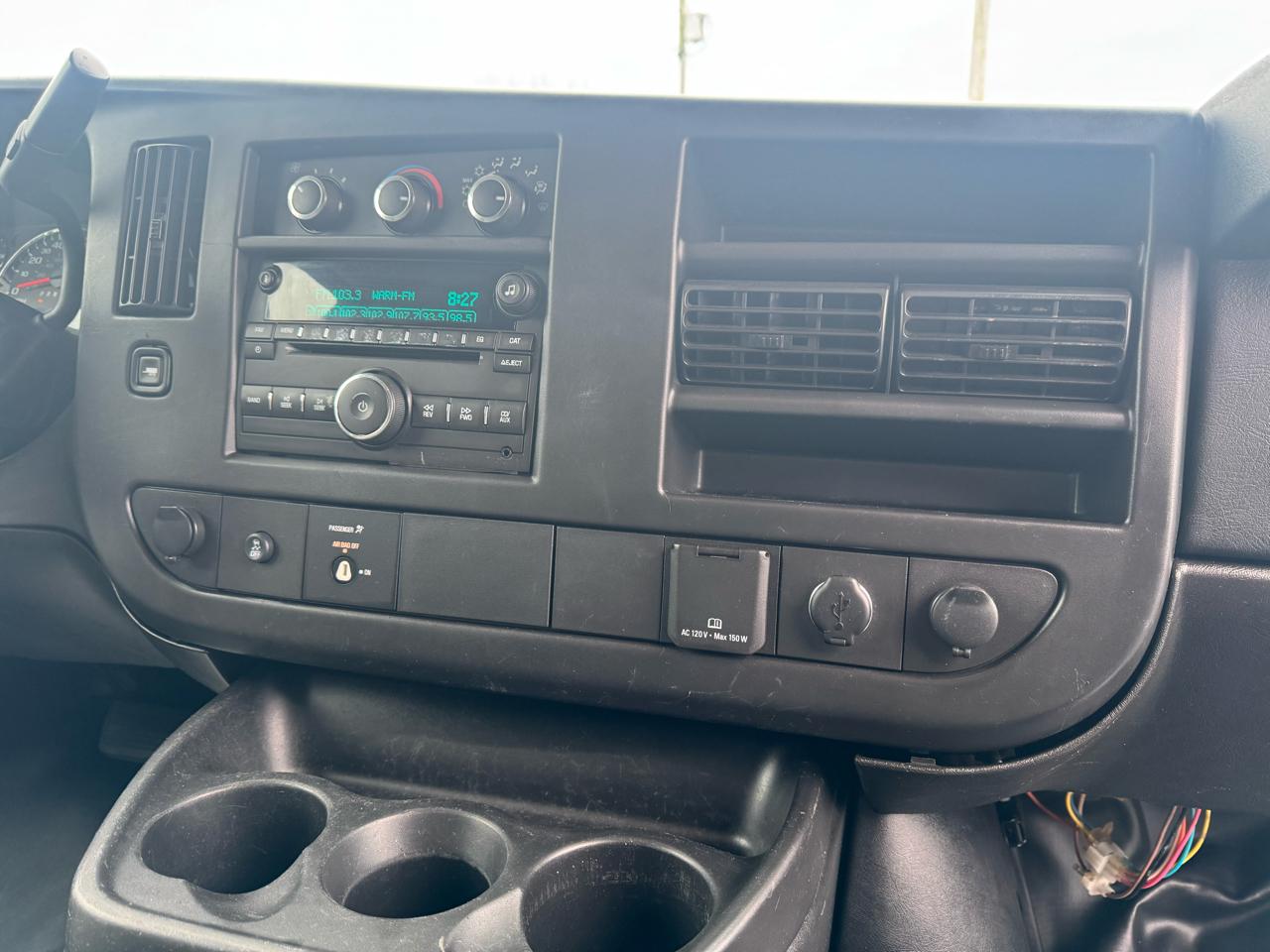Chevrolet Express Cargo Van RWD 2500 135" 2015