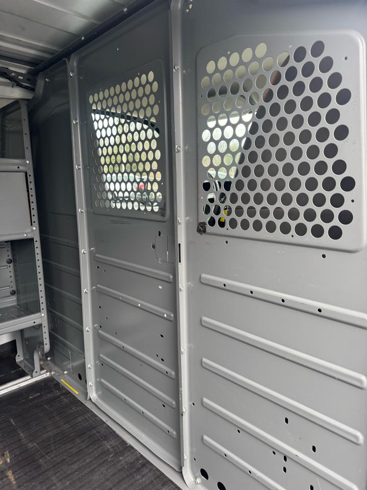 Chevrolet Express Cargo Van RWD 2500 135" 2015