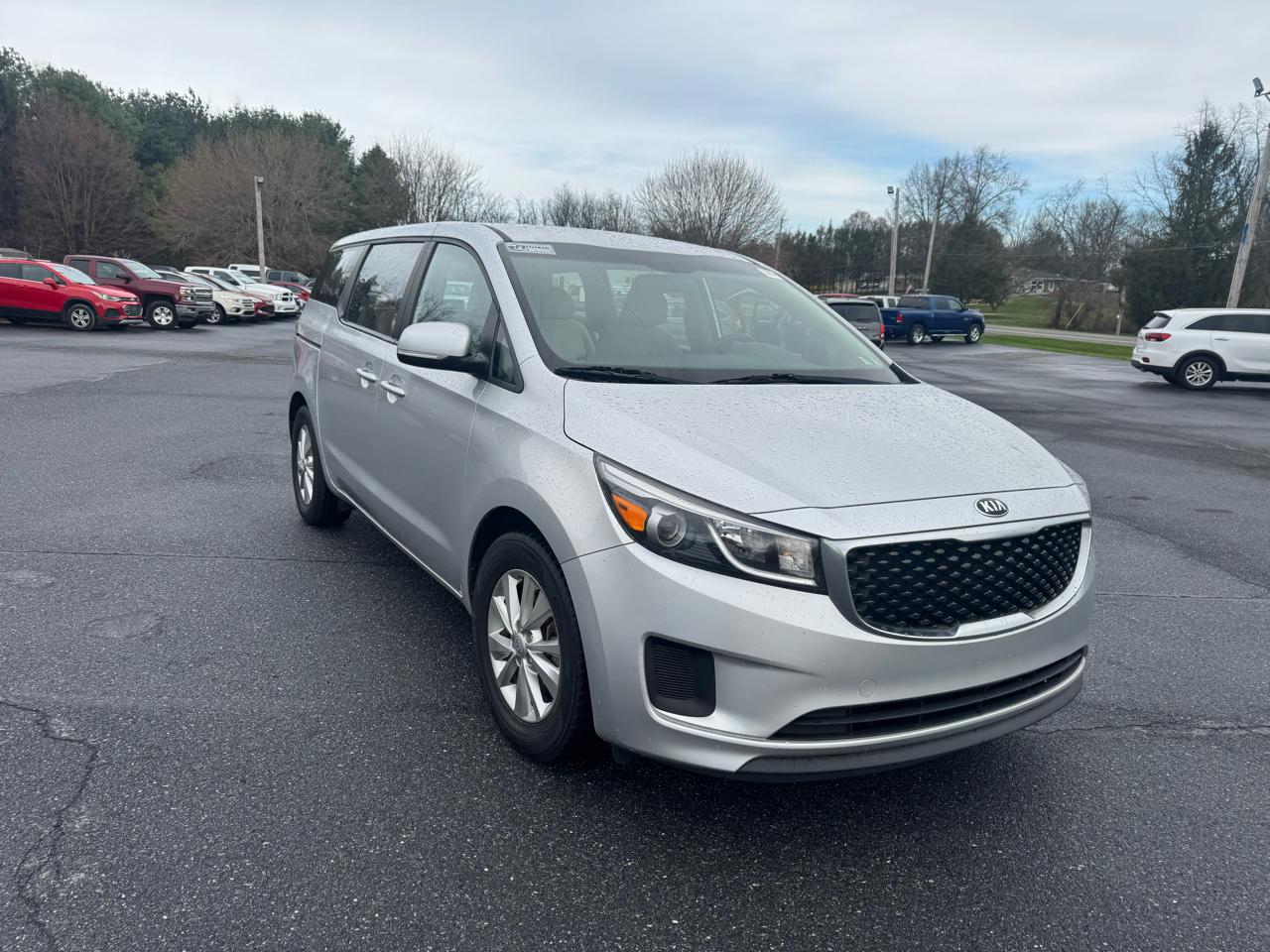 Kia Sedona L FWD 2017