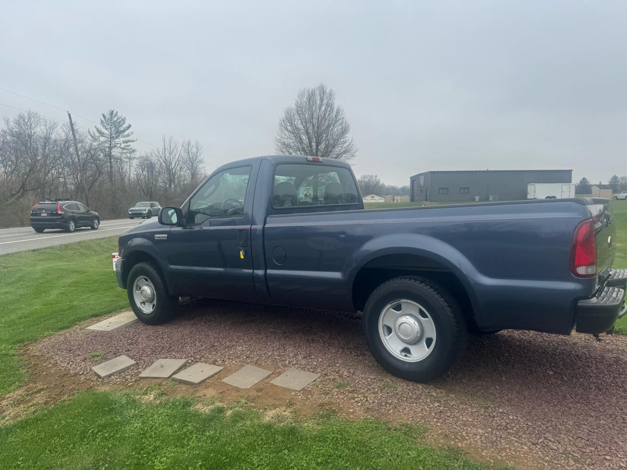 Ford Super Duty F-250 Reg Cab 137" XLT 2006