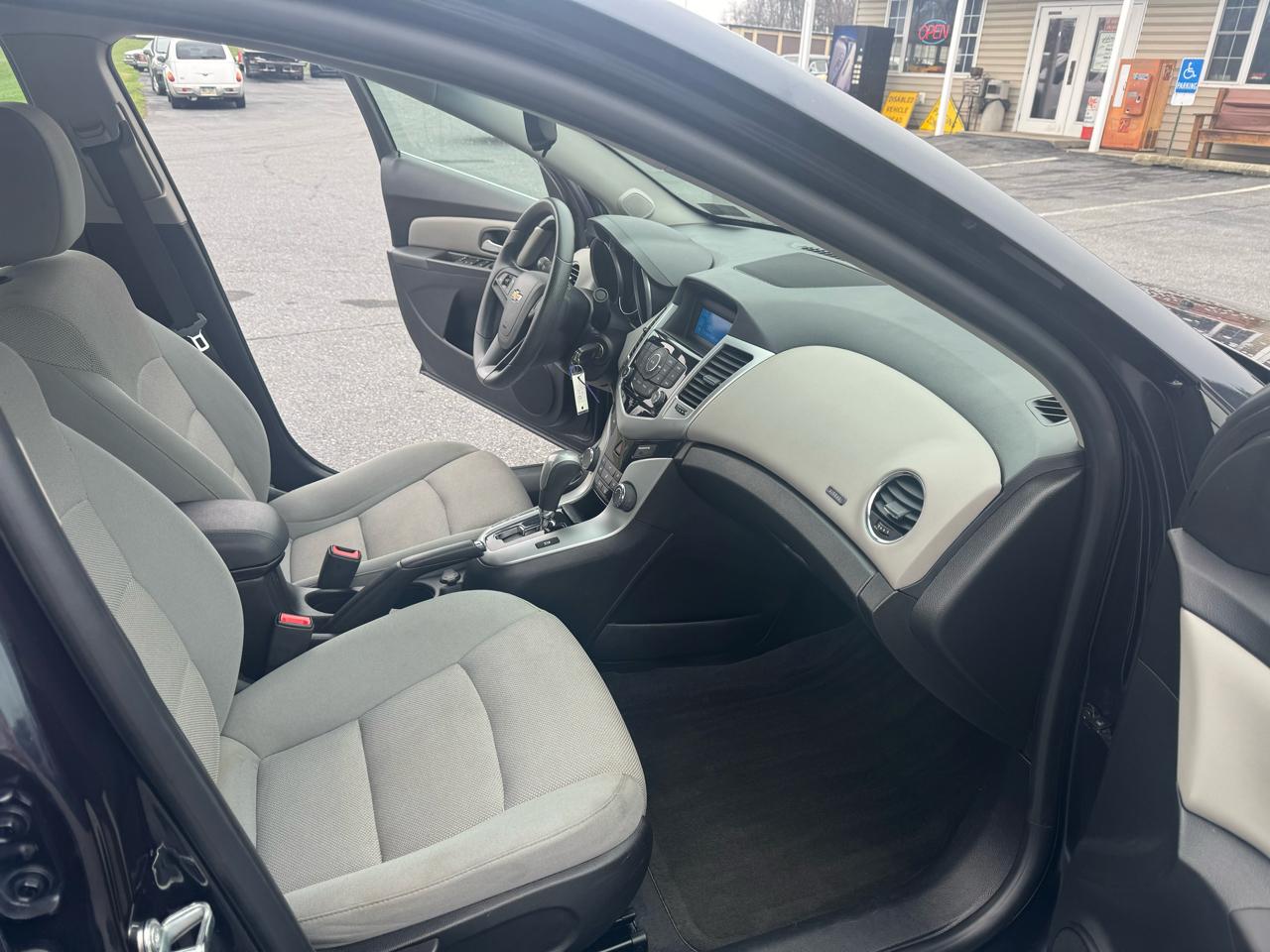 Chevrolet Cruze 4dr Sdn Auto 1LT 2015