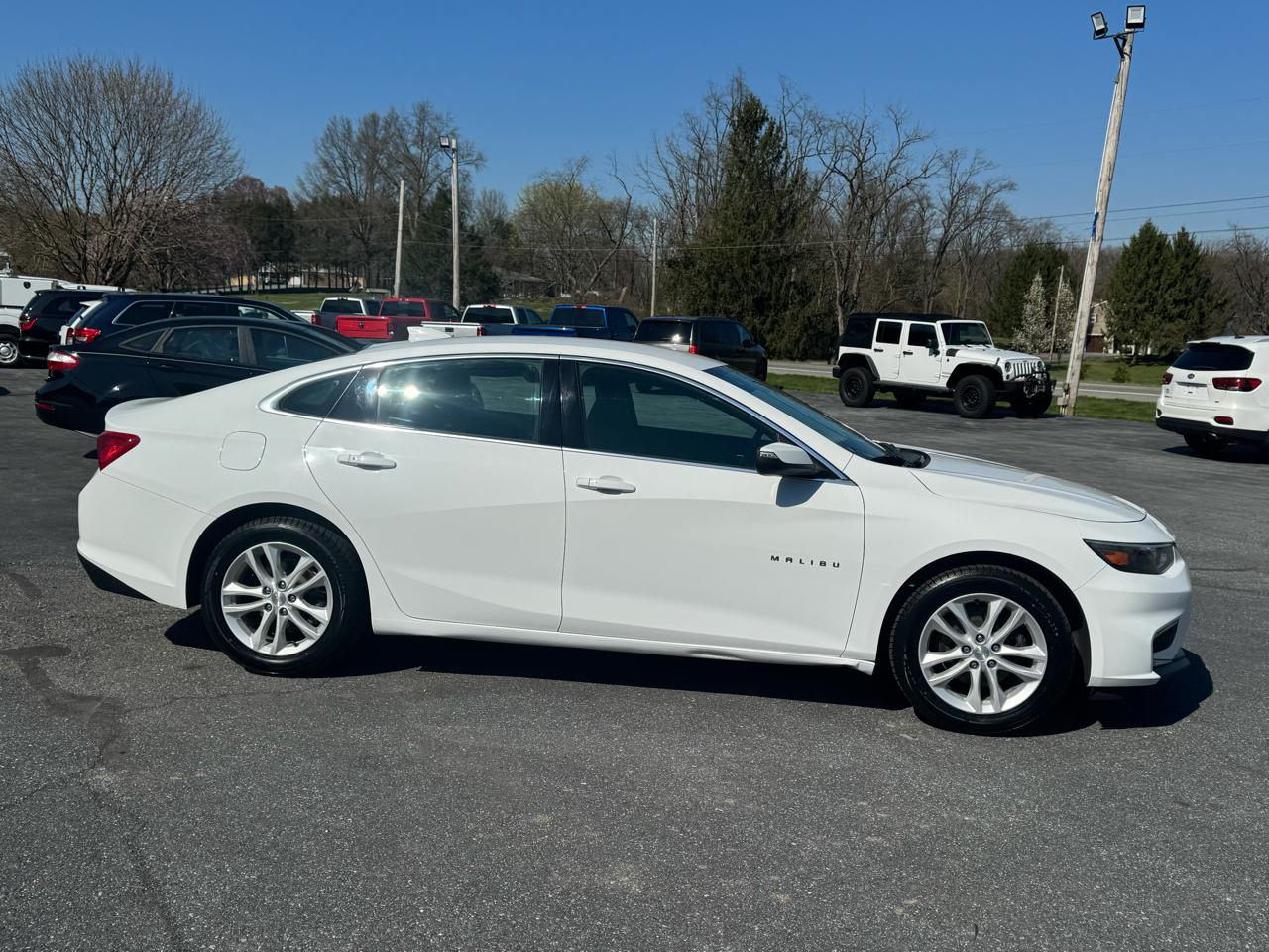 Chevrolet Malibu 4dr Sdn LT w/1LT 2017