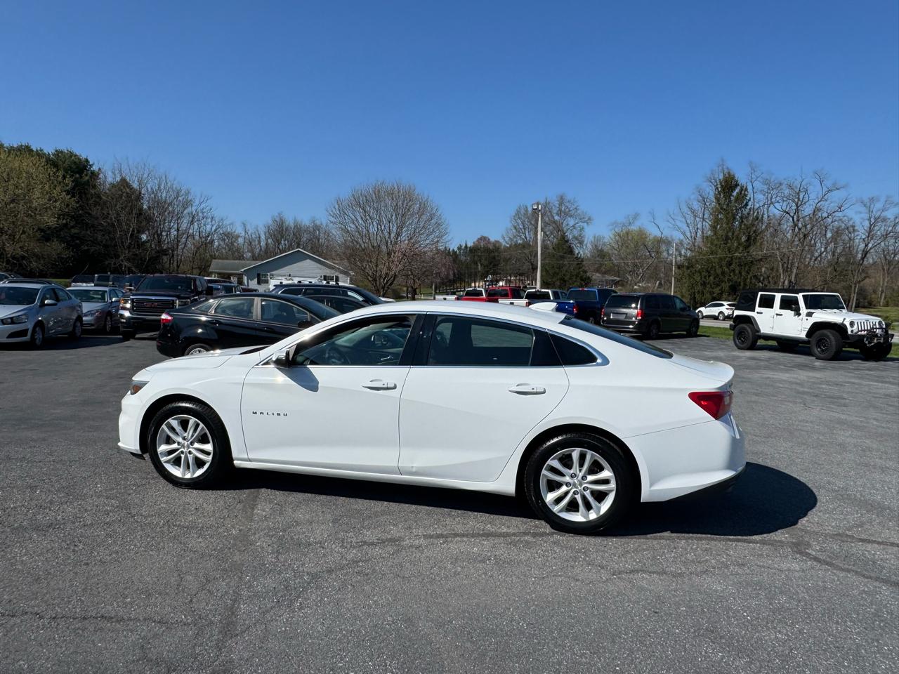 Chevrolet Malibu 4dr Sdn LT w/1LT 2017