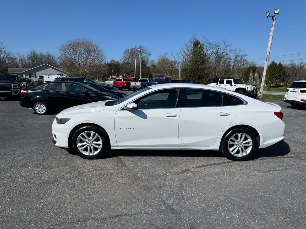 Chevrolet Malibu 4dr Sdn LT w/1LT 2017