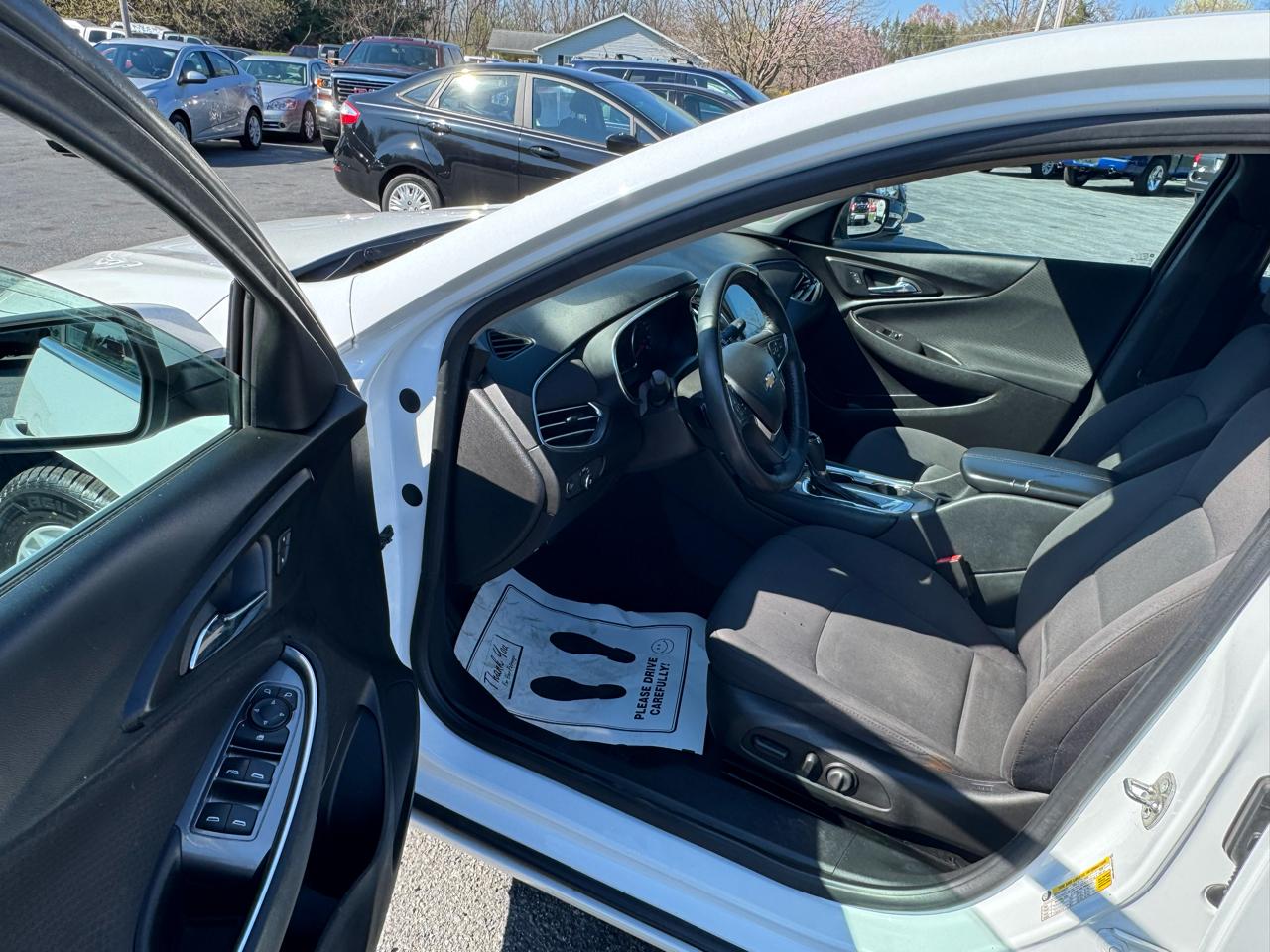 Chevrolet Malibu 4dr Sdn LT w/1LT 2017