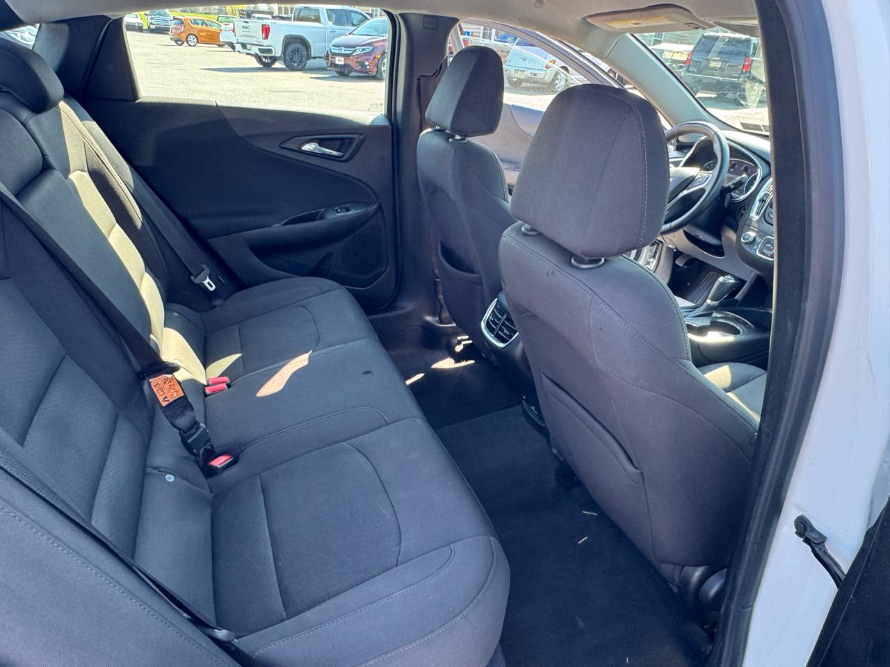 Chevrolet Malibu 4dr Sdn LT w/1LT 2017