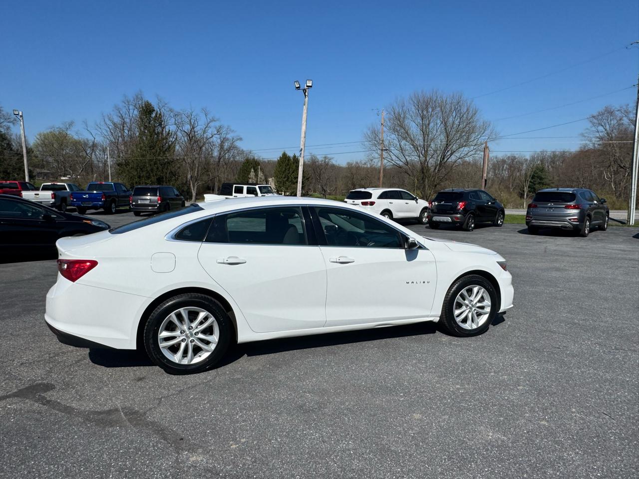 Chevrolet Malibu 4dr Sdn LT w/1LT 2017