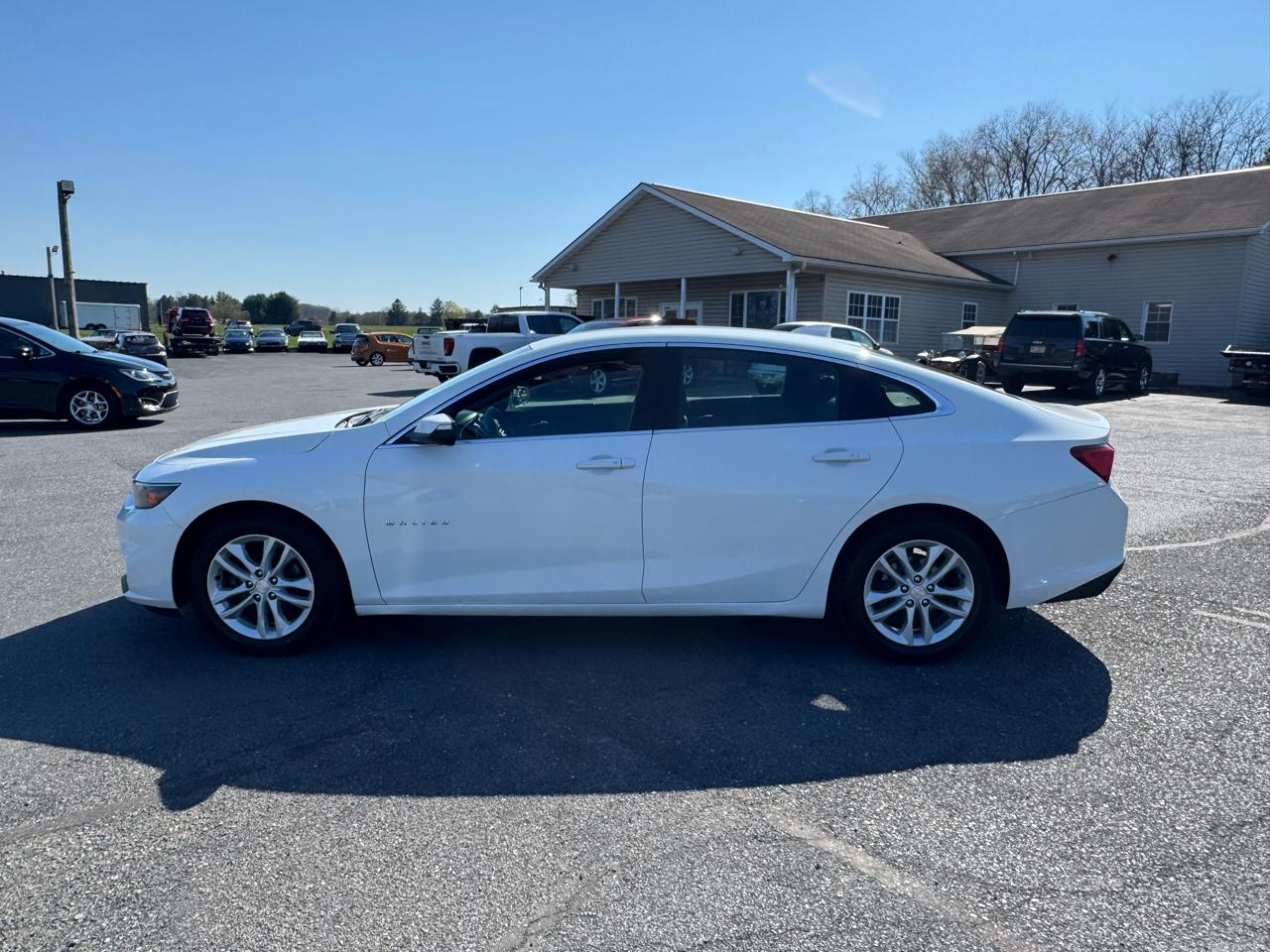 Chevrolet Malibu 4dr Sdn LT w/1LT 2017