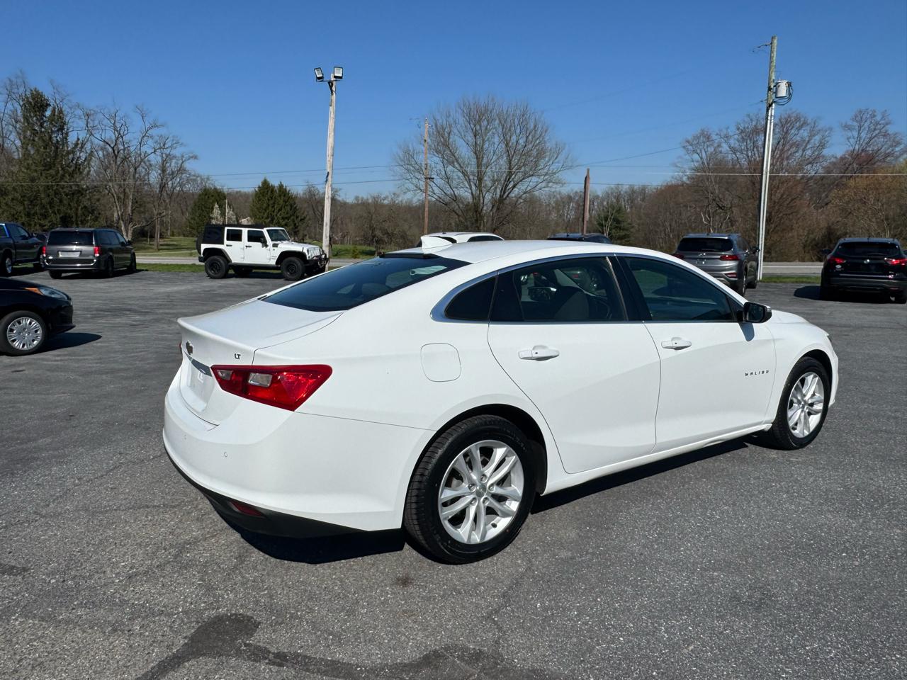 Chevrolet Malibu 4dr Sdn LT w/1LT 2017