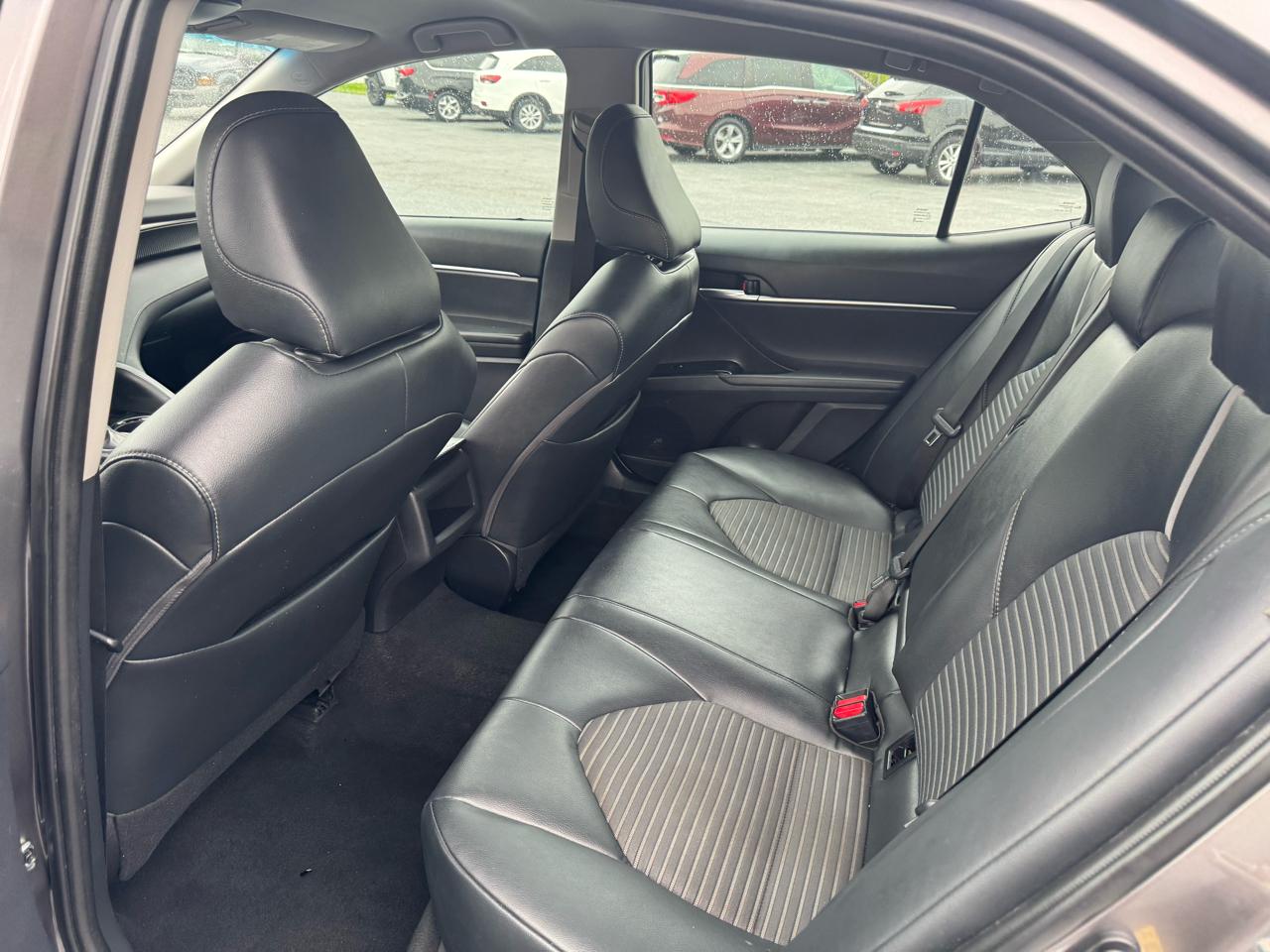 Toyota Camry SE Auto (Natl) 2019