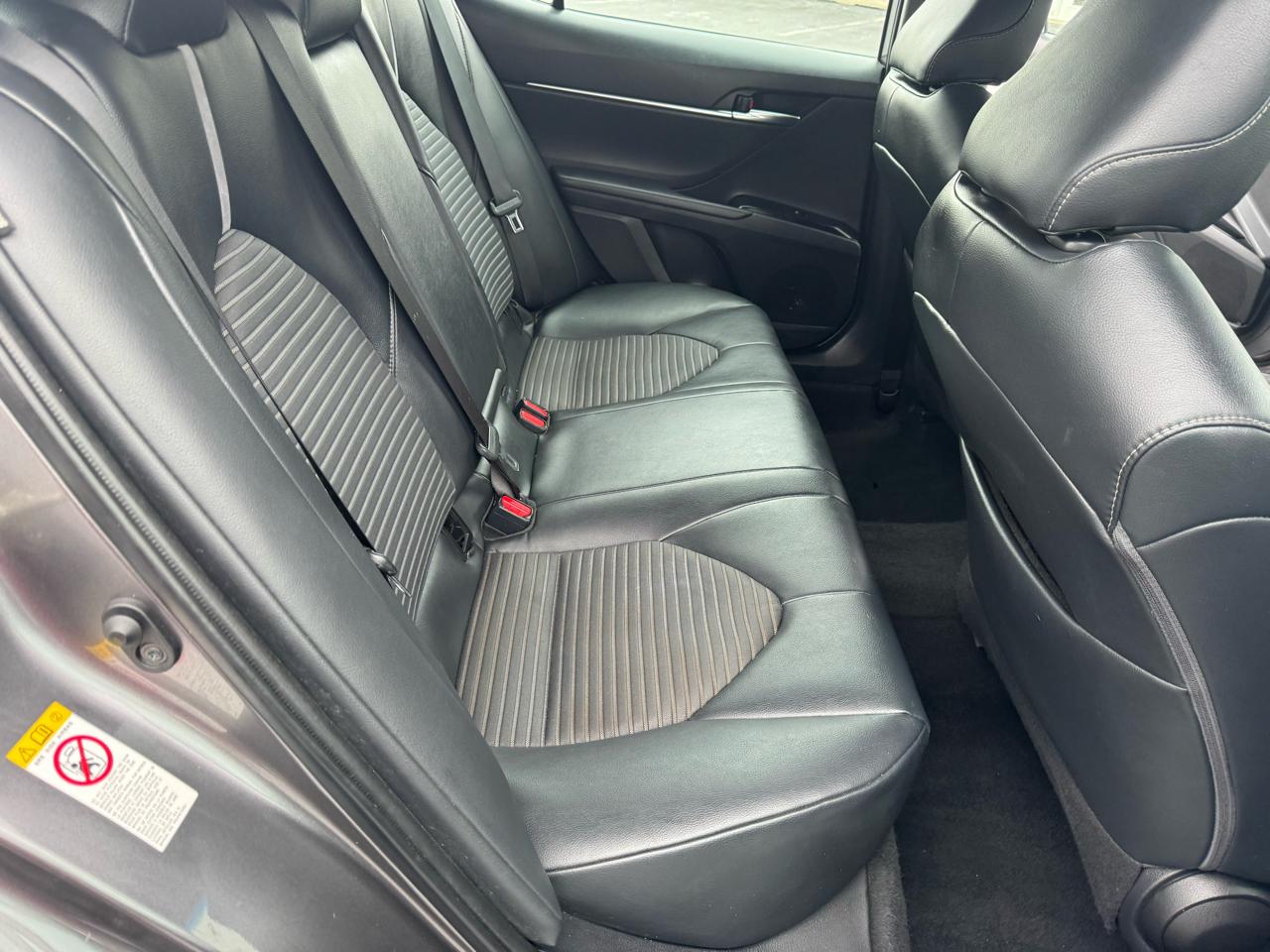 Toyota Camry SE Auto (Natl) 2019