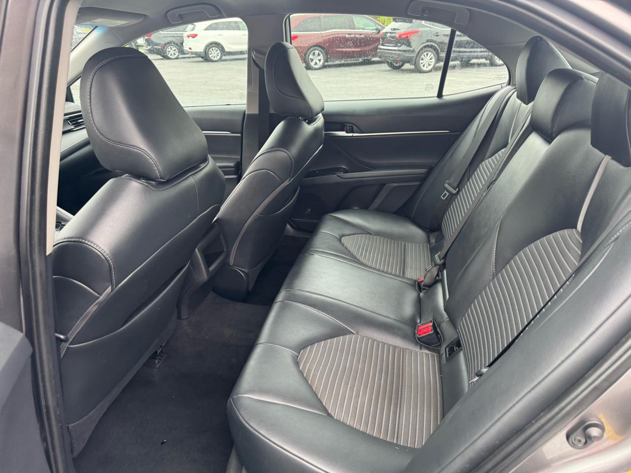 Toyota Camry SE Auto (Natl) 2019
