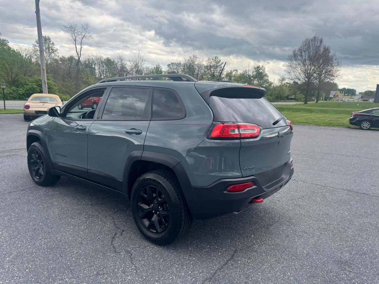Jeep Cherokee 4WD 4dr Trailhawk 2015