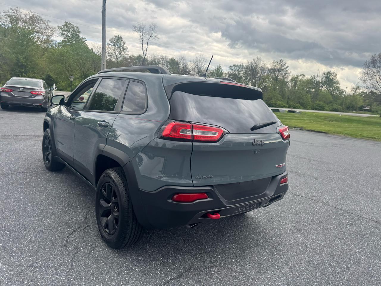 Jeep Cherokee 4WD 4dr Trailhawk 2015