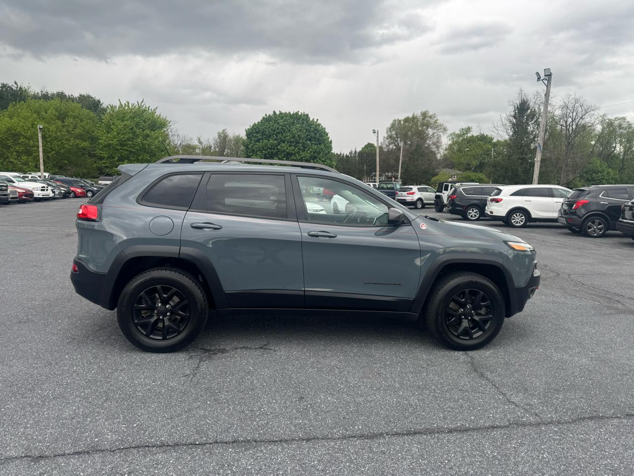 Jeep Cherokee 4WD 4dr Trailhawk 2015