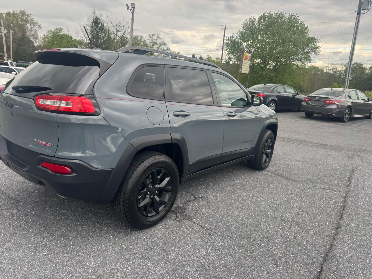 Jeep Cherokee 4WD 4dr Trailhawk 2015