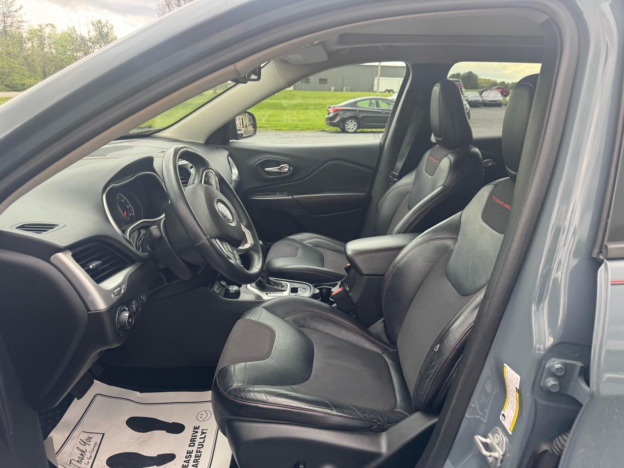 Jeep Cherokee 4WD 4dr Trailhawk 2015