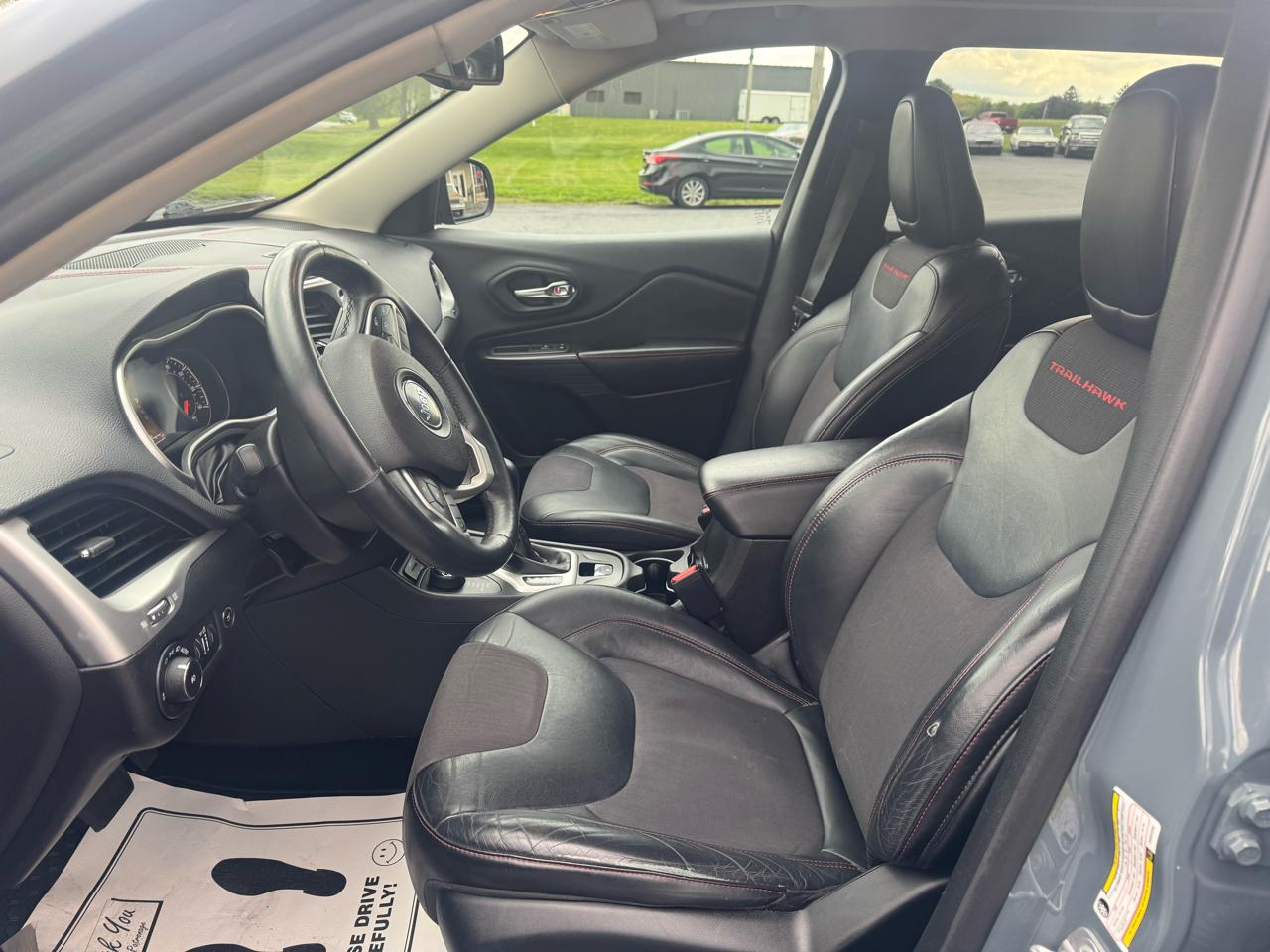Jeep Cherokee 4WD 4dr Trailhawk 2015