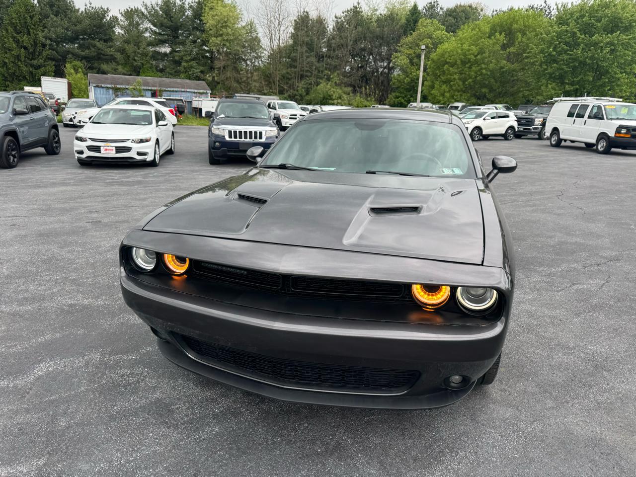 Dodge Challenger SXT RWD 2018