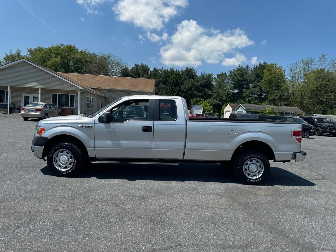 Ford F-150 4WD SuperCab 163" XL 2014
