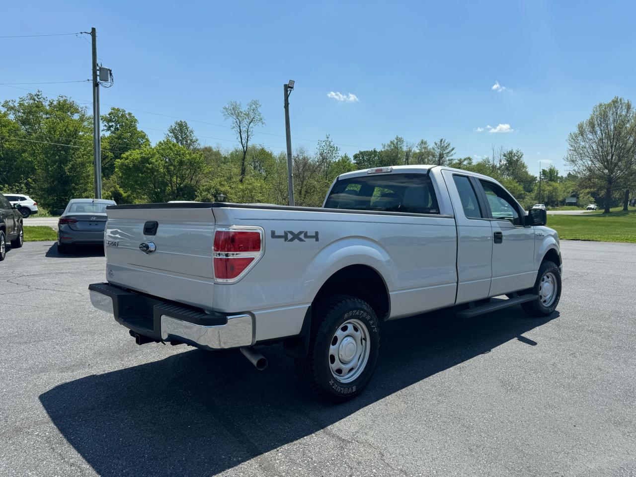 Ford F-150 4WD SuperCab 163" XL 2014